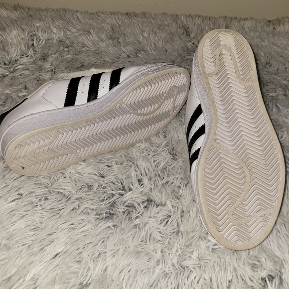 Adidas Superstar - Picture 4 of 6